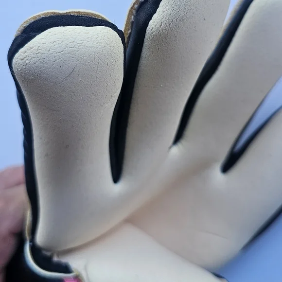 Goalkeeper Gloves Adidas Size 11 - Picture 3 of 6